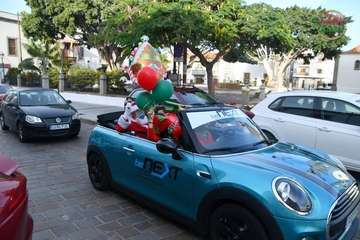 La caravana de Papá Noel inunda Telde de magia y alegría/Francisco Javier Santana.